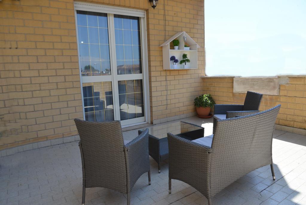 Casa Vacanze Giramondo Fiumicino Exterior foto